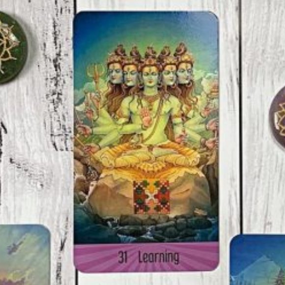 🌟 Sacred Mysteries: The Chakra Oracle Cards - Picture 9 of 13